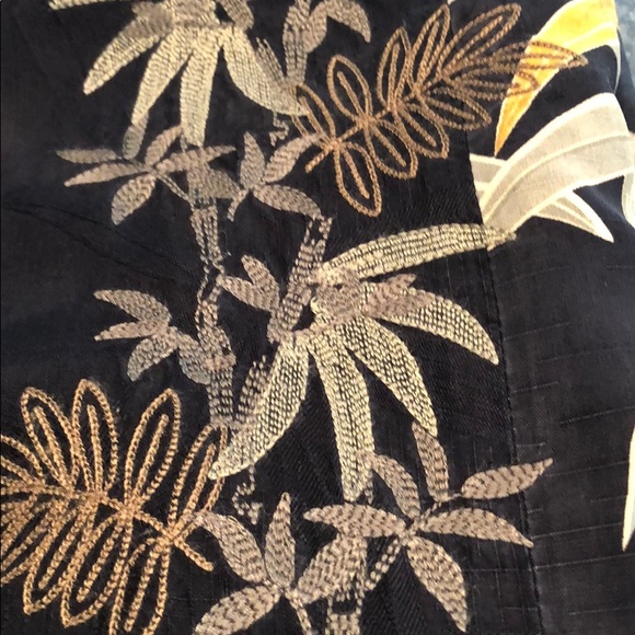 Tommy Bahama black classic embroidered shirt - Picture 2 of 5